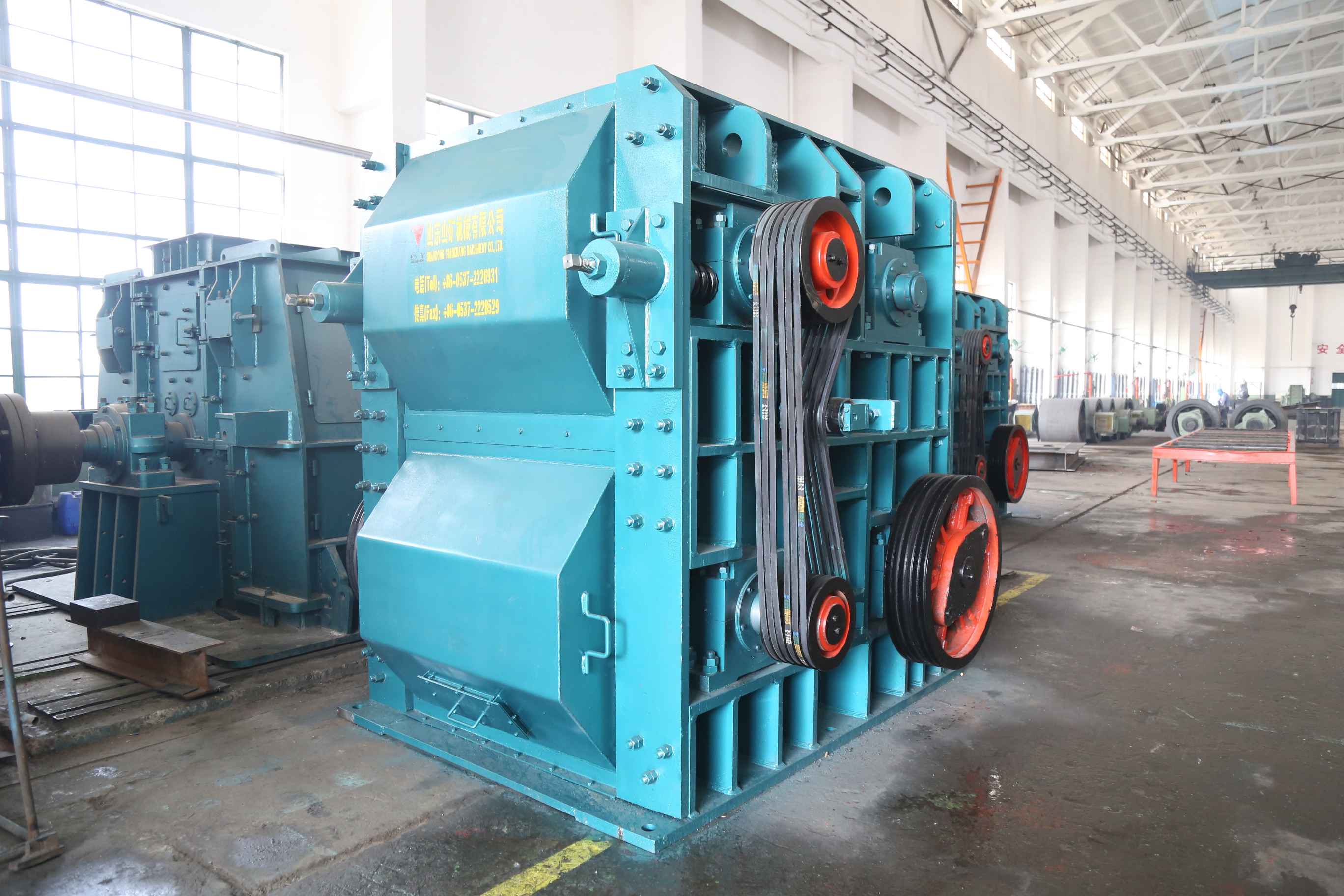 Four Teeth Roller Crusher