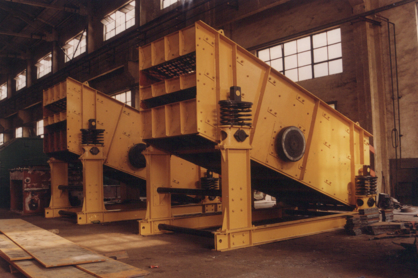 YA Series Circular Vibrating Screen