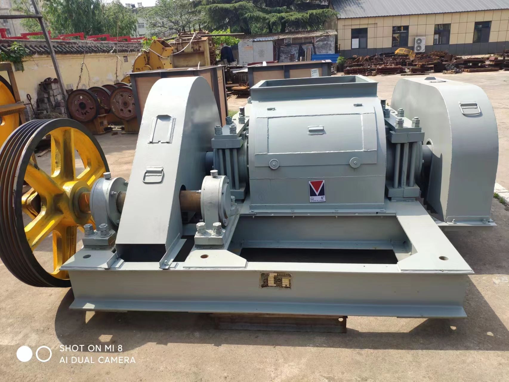 Roller crusher with two teeth 400×500 mm Roller crusher with two teeth 400×500 mm